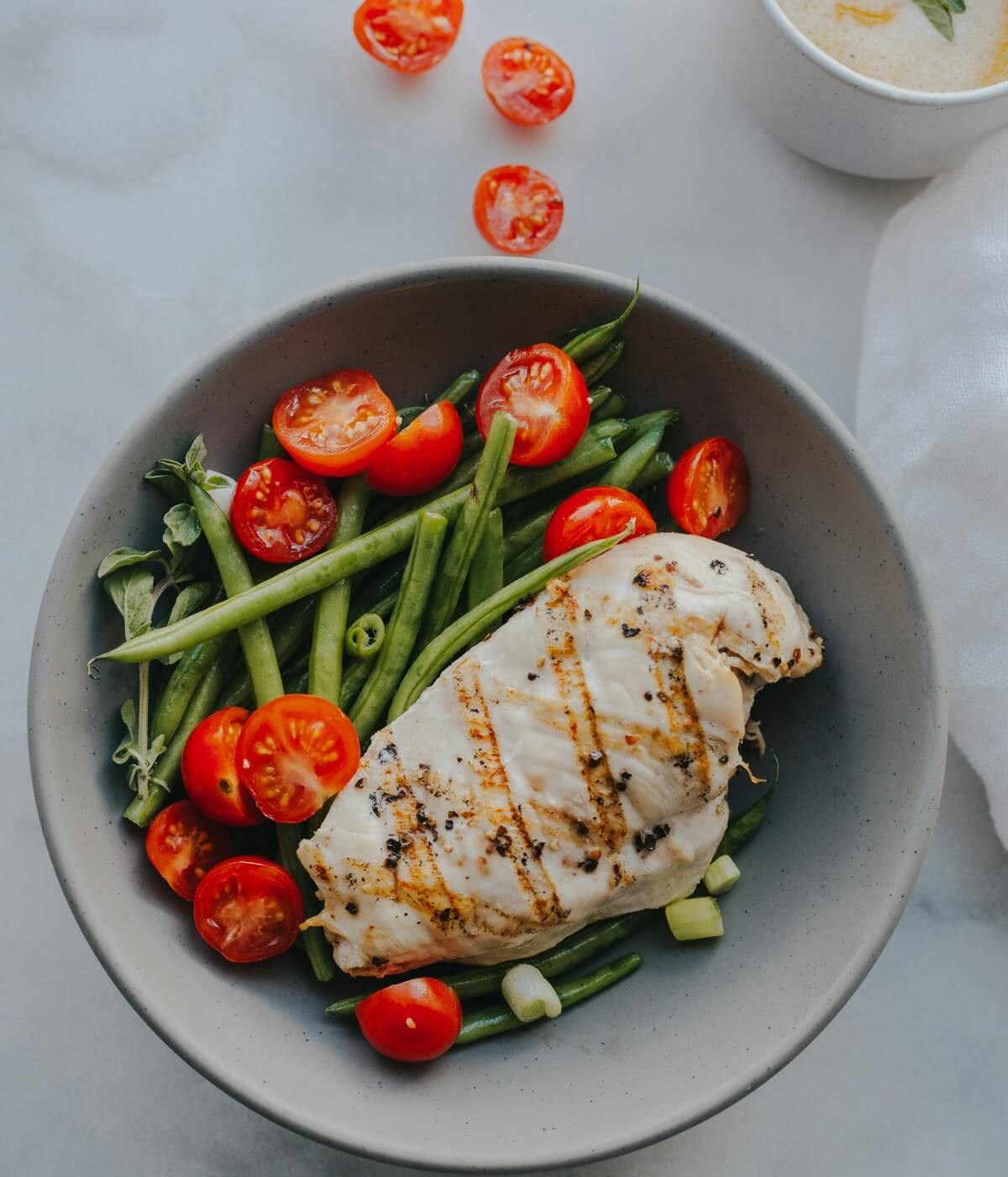 Chicken With Greens sed tempus eros efficitur varius scelerisque. Ut id orci quis erat ultricies porta.