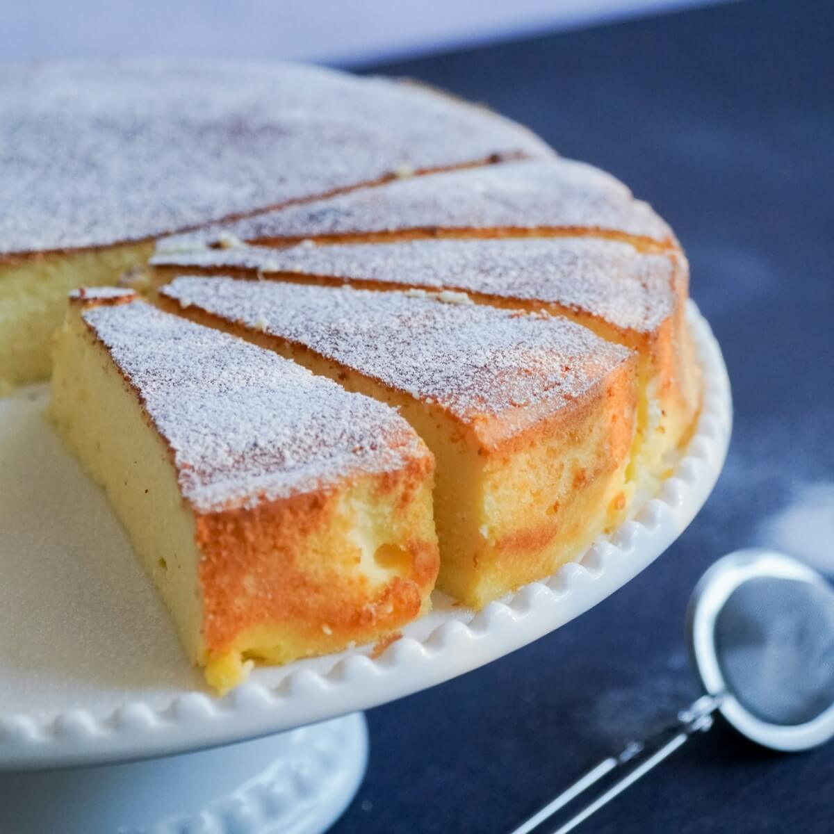 Classic Vanilla Sponge Cake